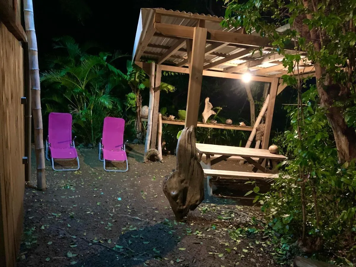 Lodge Colibris: Panoramic Sea and Mountain Views near Caribbean Beach Le Carbet